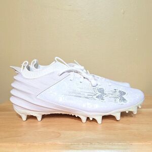 Under Armour Blur Smoke Suede 2.0 MC White Football Cleats 3027978-101 Men's 8.5